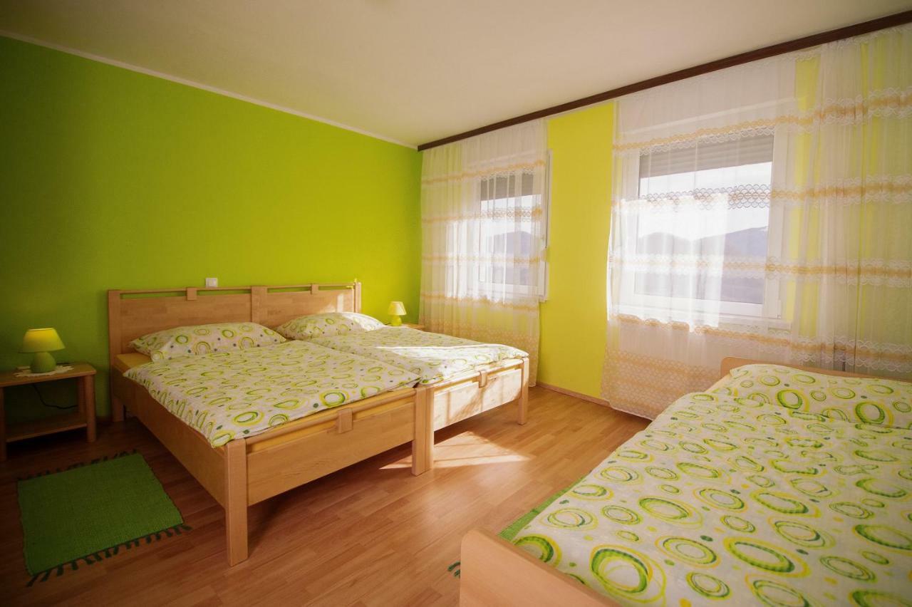 Apartmaji Berginc Кобарид Екстериор снимка