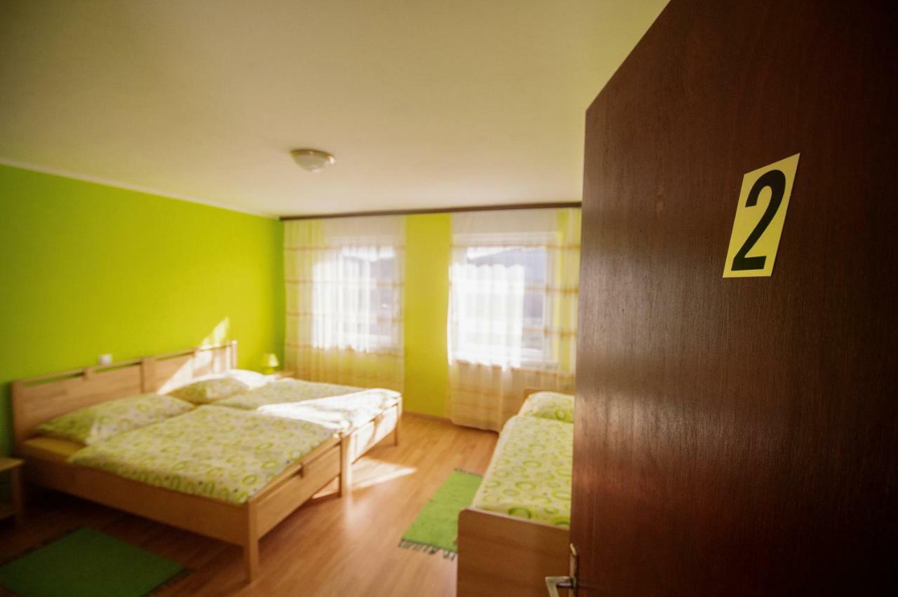 Apartmaji Berginc Кобарид Екстериор снимка